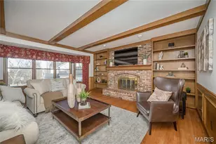 16401 Wilson Farm Dr, Chesterfield, MO 63005 - Photo 17