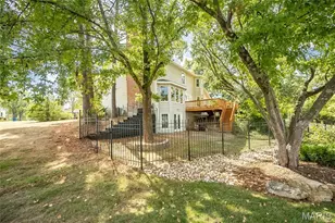 16401 Wilson Farm Dr, Chesterfield, MO 63005 - Photo 61