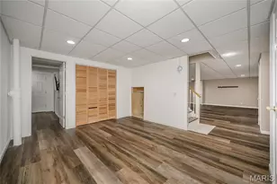 16401 Wilson Farm Dr, Chesterfield, MO 63005 - Photo 45