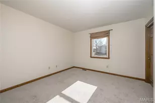 16401 Wilson Farm Dr, Chesterfield, MO 63005 - Photo 41