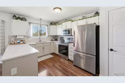 31 Asherton Drive, Saint Peters, MO 63376 - Photo 11