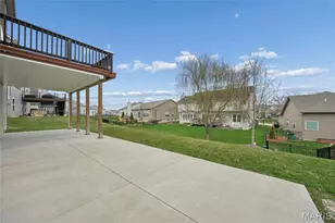 910 Ellis Park Dr, Wentzville, MO 63385 - Photo 37