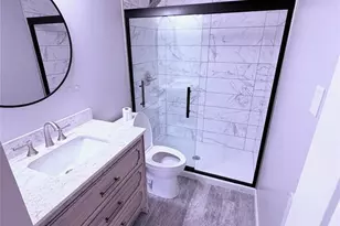 10005 Sakura Dr, Saint Louis, MO 63128 - Photo 9