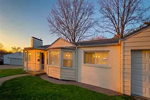 1433 Ronald Dr, Webster Groves, MO 63119 - Photo 3