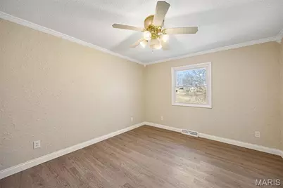 235 Gerard Street, Saint Genevieve, MO 63670 - Photo 25