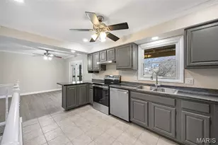 235 Gerard St, Saint Genevieve, MO 63670 - Photo 17