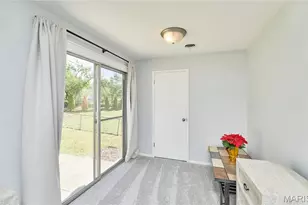 103 Calico Ln, Ballwin, MO 63011 - Photo 31