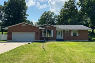 1105 Central Ave., Hannibal, MO 63401 - Photo 1