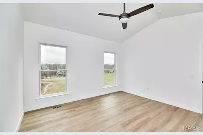 112 Canyon Creek Circle, Moscow Mills, MO 63362 - Photo 17