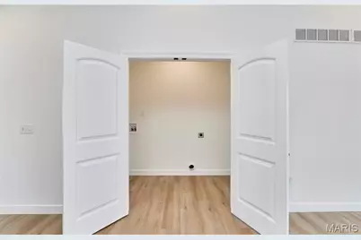 112 Canyon Creek Circle, Moscow Mills, MO 63362 - Photo 15