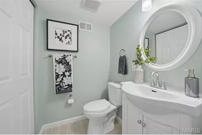 807 Portsdown Road, Ballwin, MO 63011 - Photo 11