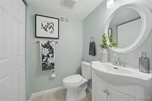 807 Portsdown Rd, Ballwin, MO 63011 - Photo 11