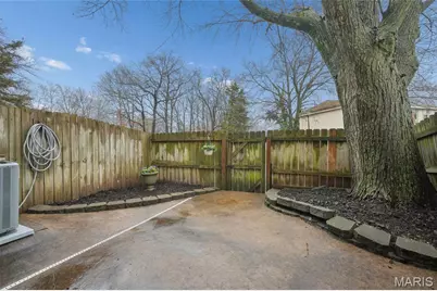 807 Portsdown Road, Ballwin, MO 63011 - Photo 23