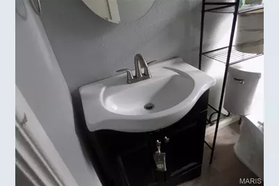 8706 Kendale Drive, Bel-Ridge, MO 63121 - Photo 9