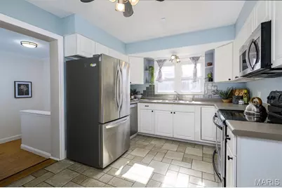 9404 Jachurst Lane, Saint Louis, MO 63123 - Photo 11