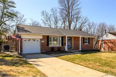 9404 Jachurst Lane, Saint Louis, MO 63123 - Photo 3