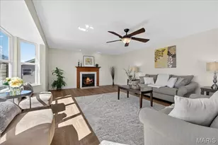 1072 Dardenne Woods Dr, Dardenne Prairie, MO 63368 - Photo 5