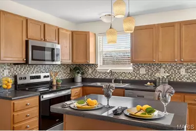 1072 Dardenne Woods Drive, Dardenne Prairie, MO 63368 - Photo 7