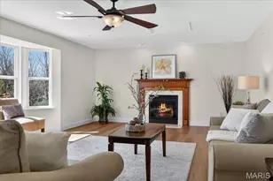 1072 Dardenne Woods Dr, Dardenne Prairie, MO 63368 - Photo 11