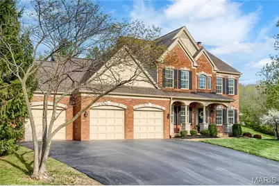 882 Cabernet Lane, Saint Albans, MO 63073 - Photo 1
