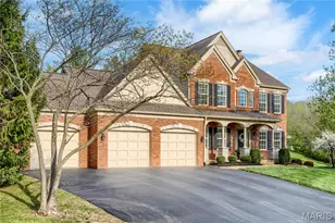 882 Cabernet Ln, Saint Albans, MO 63073 - Photo 1