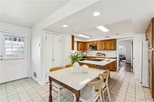 1009 Joanna Ave, Glendale, MO 63122 - Photo 11