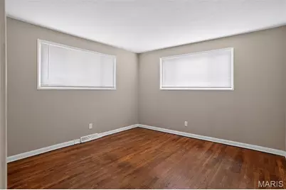 2201 Hollis Drive, Saint Louis, MO 63136 - Photo 5