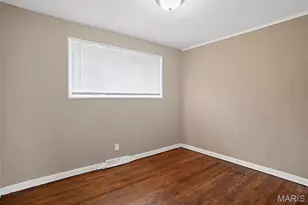 2201 Hollis Dr, Saint Louis, MO 63136 - Photo 11