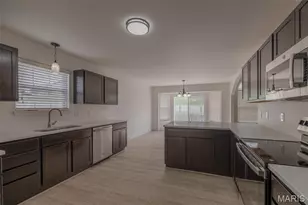299 Rockport Dr, Troy, MO 63379 - Photo 9