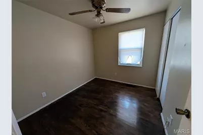 1516 Farmview Avenue, Spanish Lake, MO 63138 - Photo 9