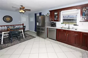 625 Nancy Dr, Saint Charles, MO 63301 - Photo 9