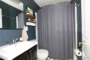 625 Nancy Dr, Saint Charles, MO 63301 - Photo 15