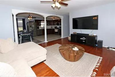 625 Nancy Drive, Saint Charles, MO 63301 - Photo 5