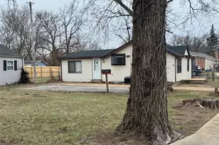 10416 Lackland Rd, Saint Louis, MO 63114 - Photo 13