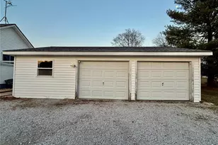 312 W Milton St, New Florence, MO 63363 - Photo 11