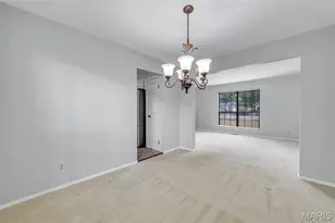 5116 Suson Oaks Ct, Saint Louis, MO 63128 - Photo 7