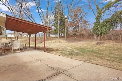 12363 Merrick Drive, Saint Louis, MO 63146 - Photo 25