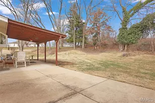 12363 Merrick Dr, Saint Louis, MO 63146 - Photo 25