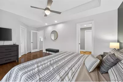 4242 Olive Street, Saint Louis, MO 63108 - Photo 47