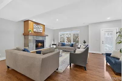 4242 Olive Street, Saint Louis, MO 63108 - Photo 9