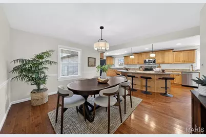 19 Estes Parkway, Saint Louis, MO 63125 - Photo 3