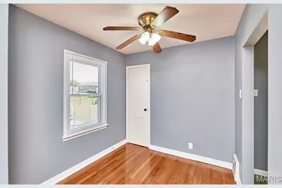 16 White Drive, Saint Louis, MO 63135 - Photo 11