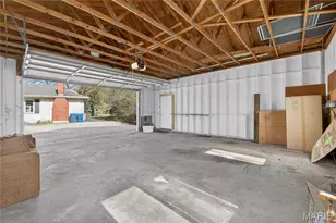 12 Ramblewood Ln, Creve Coeur, MO 63141 - Photo 31