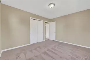 12 Ramblewood Ln, Creve Coeur, MO 63141 - Photo 17