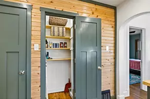 1057 Rockman Pl, Rock Hill, MO 63119 - Photo 7