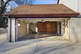 1057 Rockman Pl, Rock Hill, MO 63119 - Photo 19