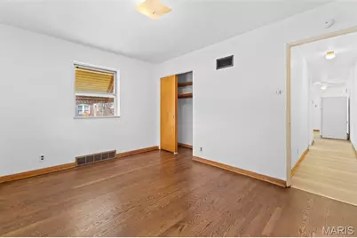 6048 Southwest Avenue, Saint Louis, MO 63139 - Photo 9