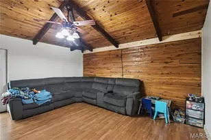 1742 E Forest Ln, Robertsville, MO 65066 - Photo 5