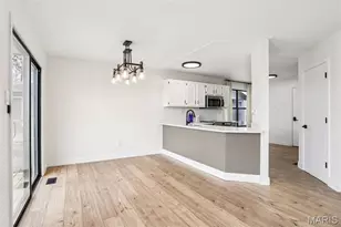 2329 Hunters Crest Dr, Wildwood, MO 63038 - Photo 11