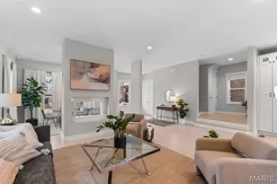 4731 Westminster Pl, Saint Louis, MO 63108 - Photo 3